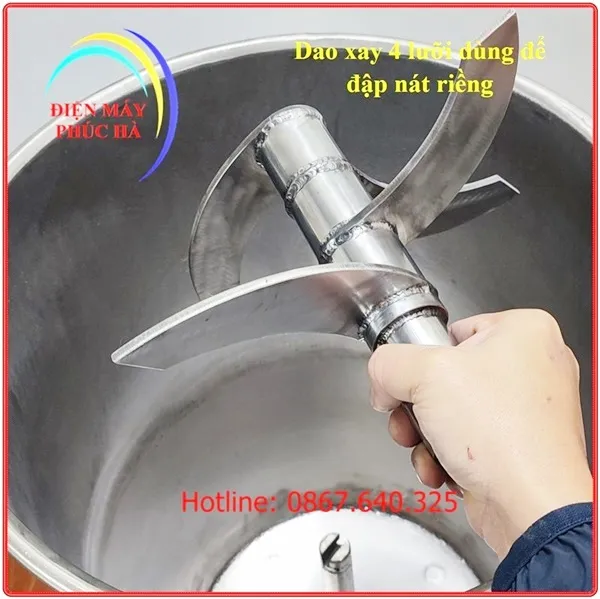 Máy xay riềng công nghiệp 20kg có bộ dao được thiết kế đặc biệt, dùng để đập vỡ củ riềng